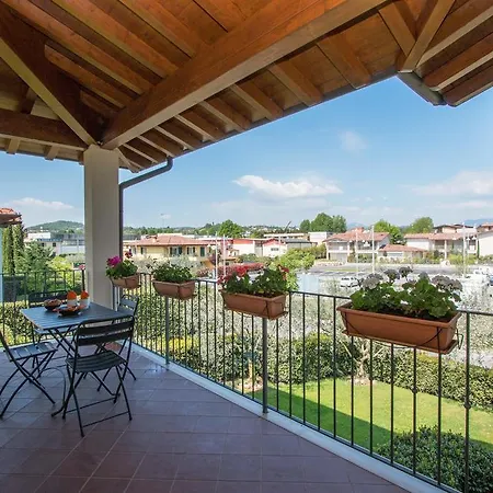 Apartment Il Giardino Moniga del Garda