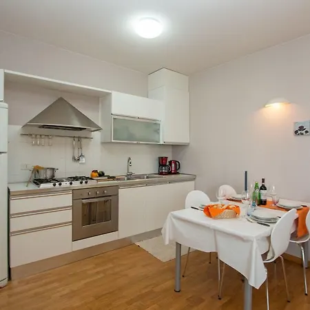 Apartment Il Giardino Moniga del Garda
